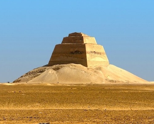 Visit the Egyptian Pyramids - The Meidum Pyramid in Egypt