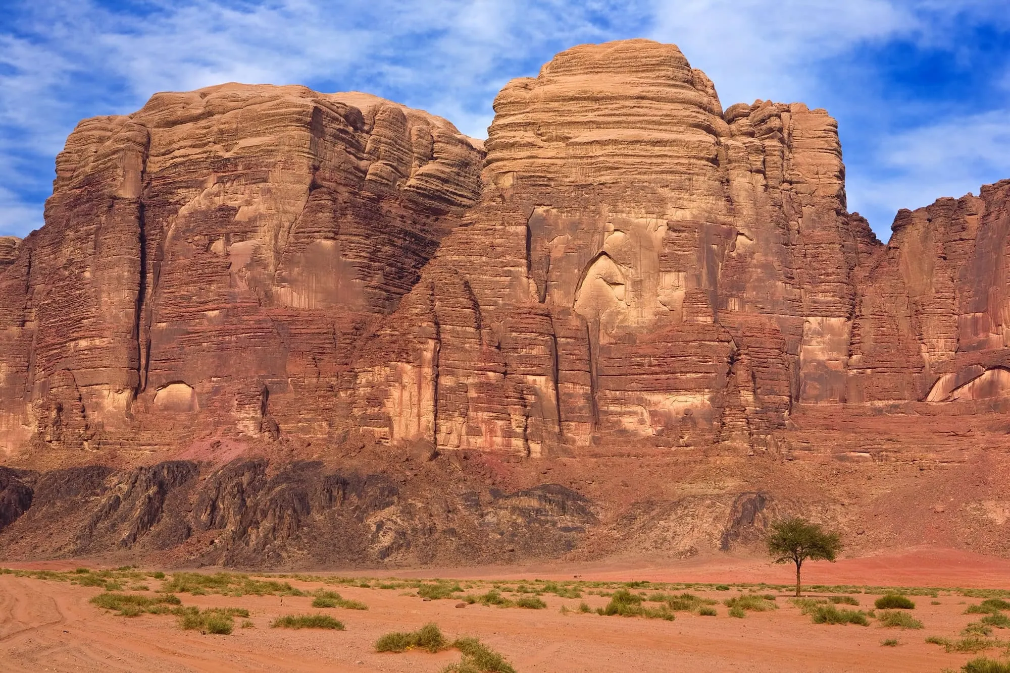 Jebel Um Ishrin sandstone cliffs in Wadi Rum desert, Jordan