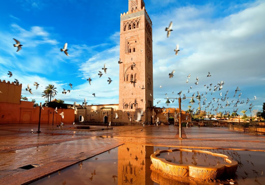 Koutoubia Mosque in Marrakech, Morocco – iconic landmark and top Marrakech attraction with its majestic 77 m Almohad minaret rising above the medina near Jemaa el‑Fna