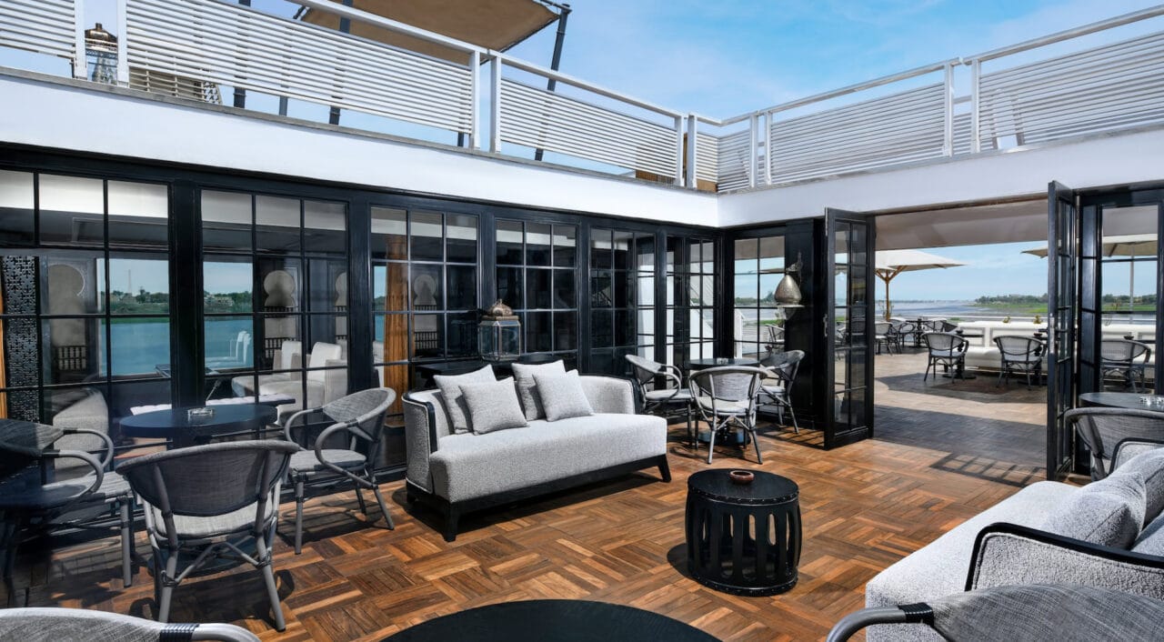 Sun deck on Mövenpick MS Darakum with loungers and umbrellas