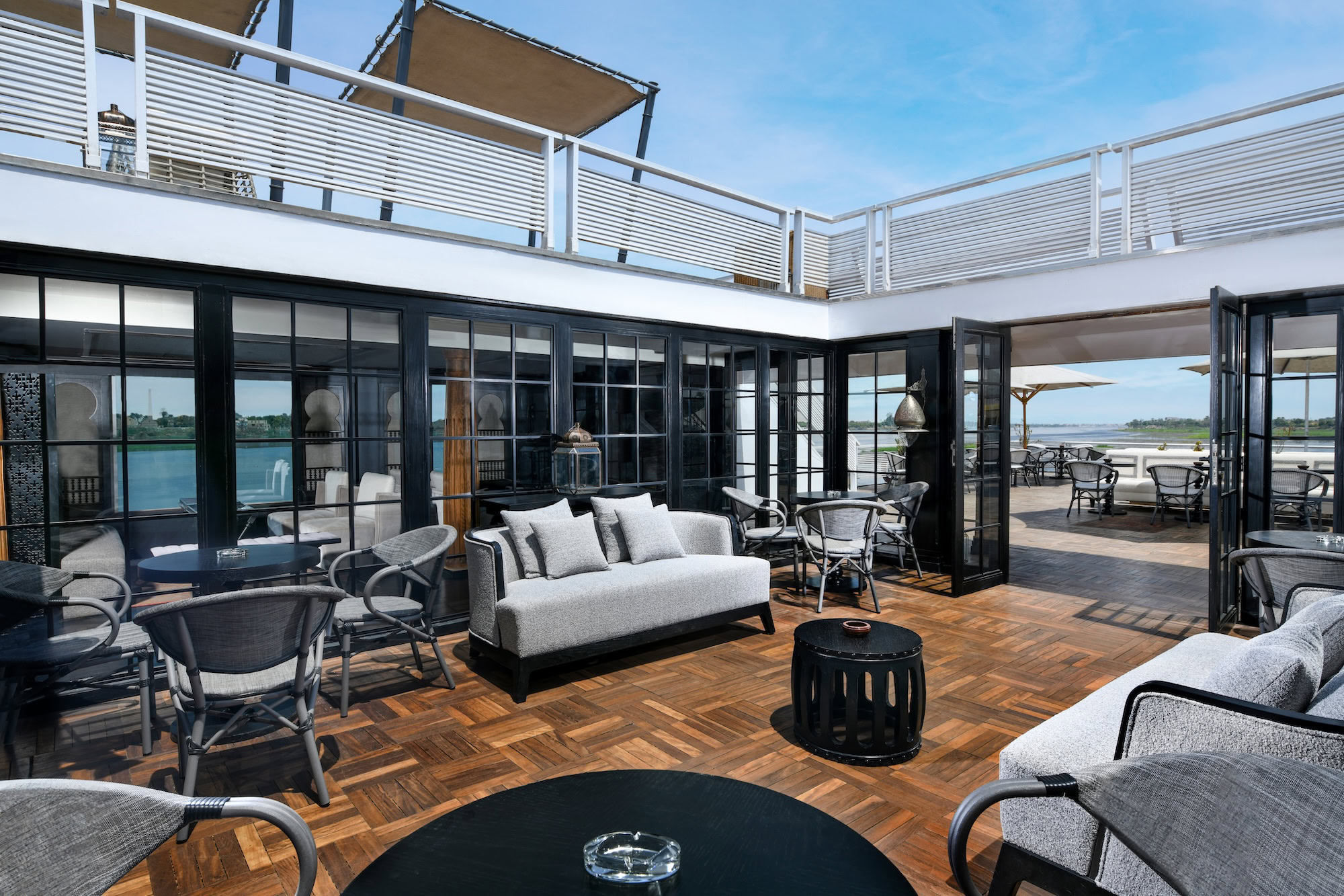 Sun deck on Mövenpick MS Darakum with loungers and umbrellas