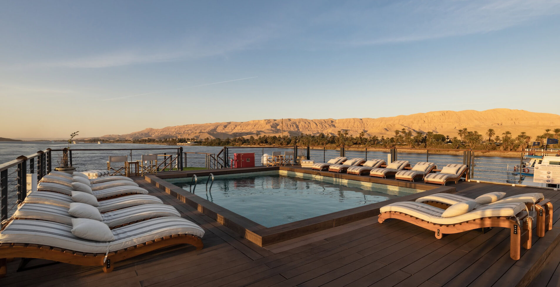 MS DWA Nile cruise RA Pool Area 1905x976 crop 55 71