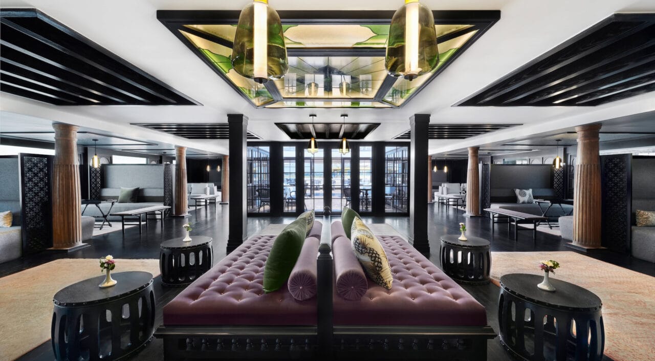 Spacious lobby on Mövenpick MS Darakum with elegant décor