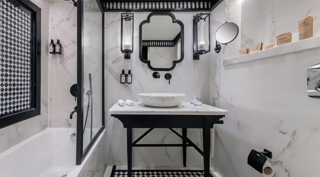 Elegant bathroom on Mövenpick MS Darakum with marble finishes