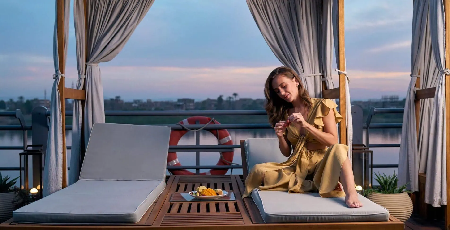 MS Esplanade nile cruise deck e1759736172857 1905x976 crop 51 58