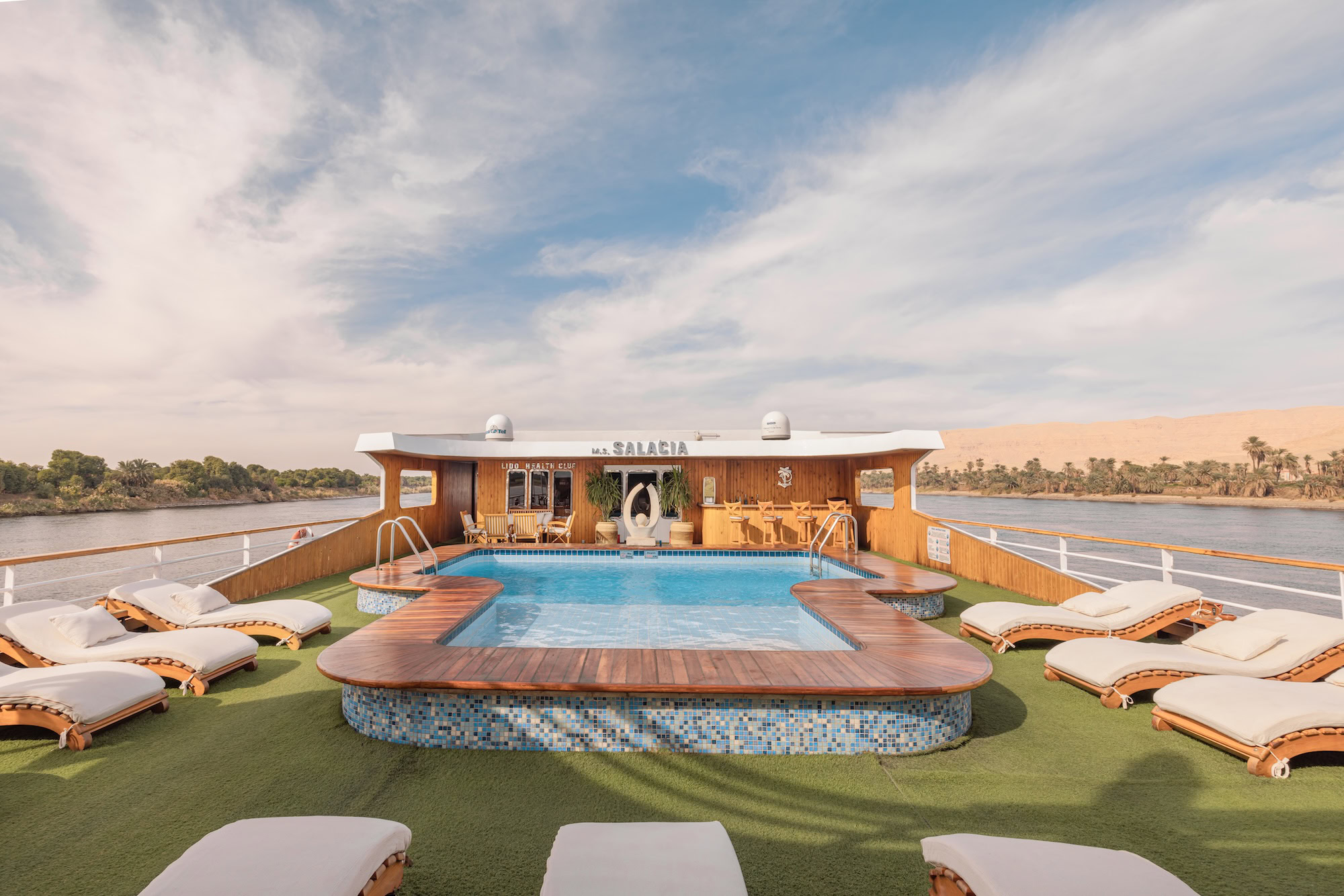 MS Salacia Lido Sundeck