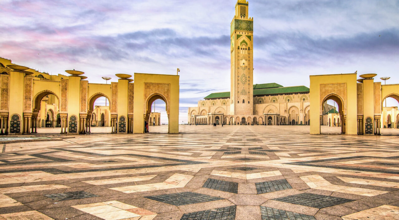 La Maravillosa Mezquita de Hassan II, en Casablanca, Marruecos