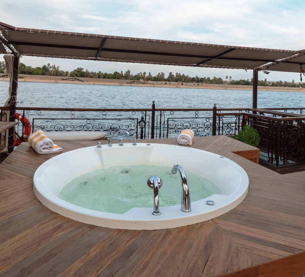 Sonesta Amirat Dahabeya nile cruise ship jacuzzi Dahabeya Amirat 5