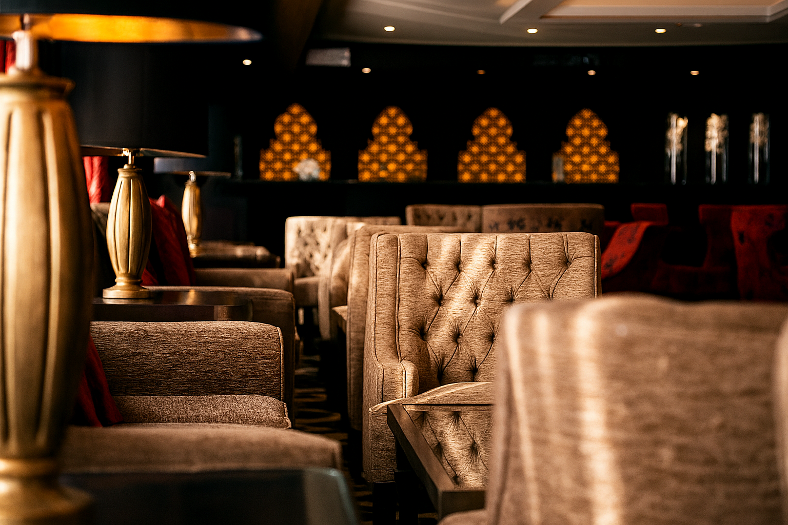 Lounge do MS Steigenberger Minerva com assentos elegantes