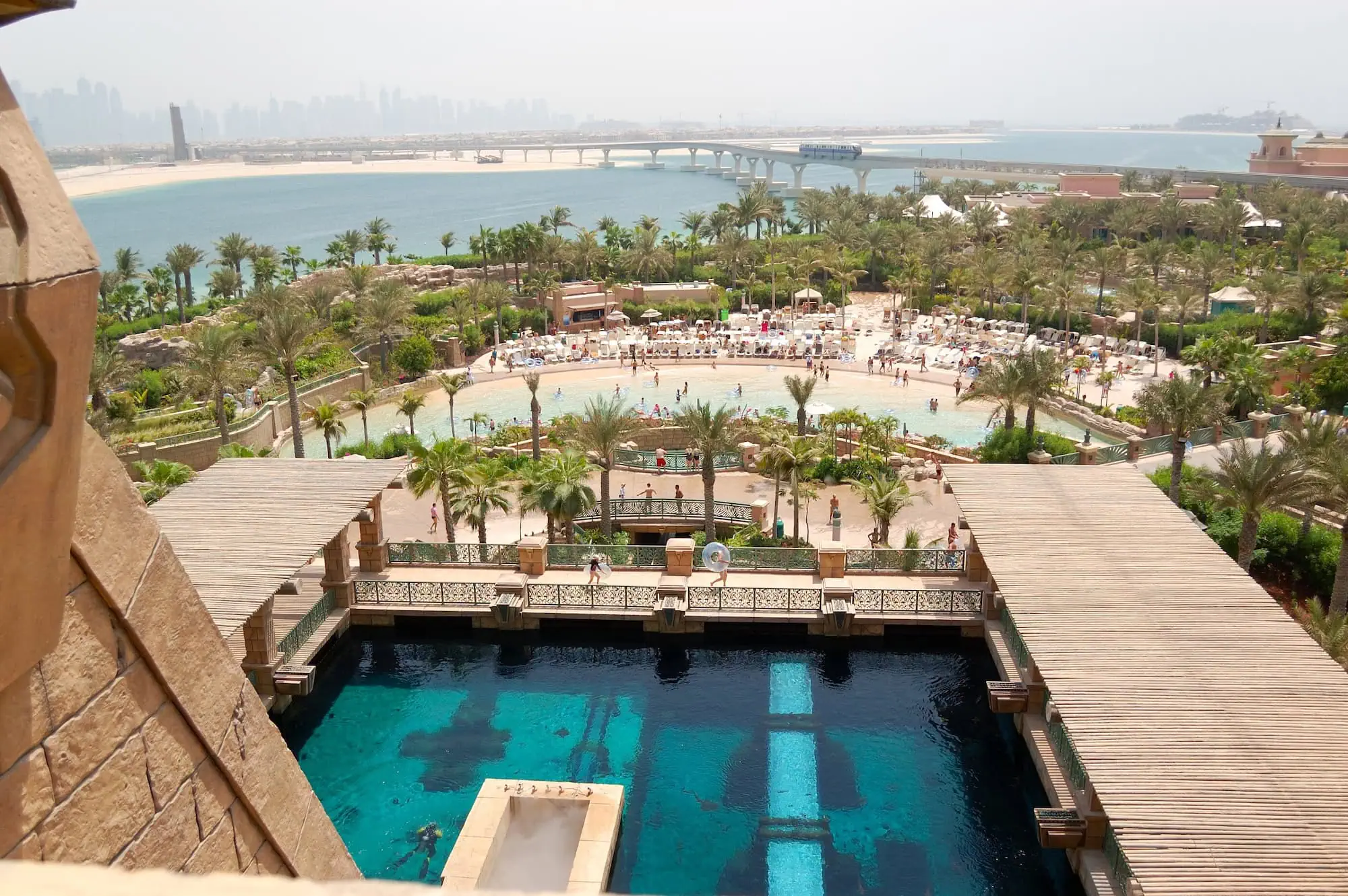 Aquaventure Waterpark – Adrenalin Fueled Fun in the Sun