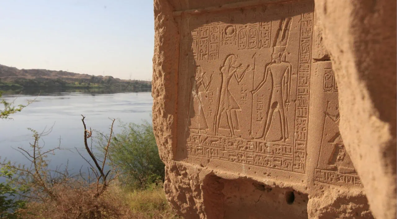 Tombs and chapels at Gebel el-Silsila