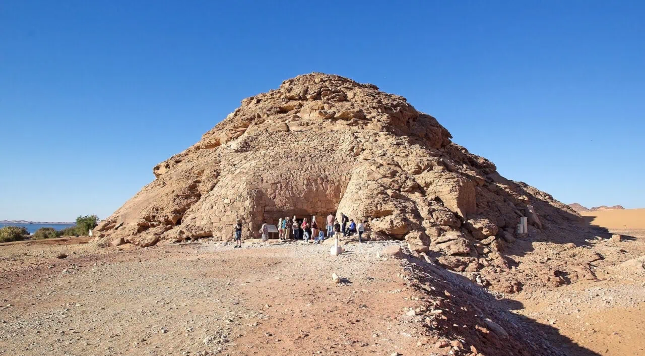 Tumba de Pennut, na Núbia