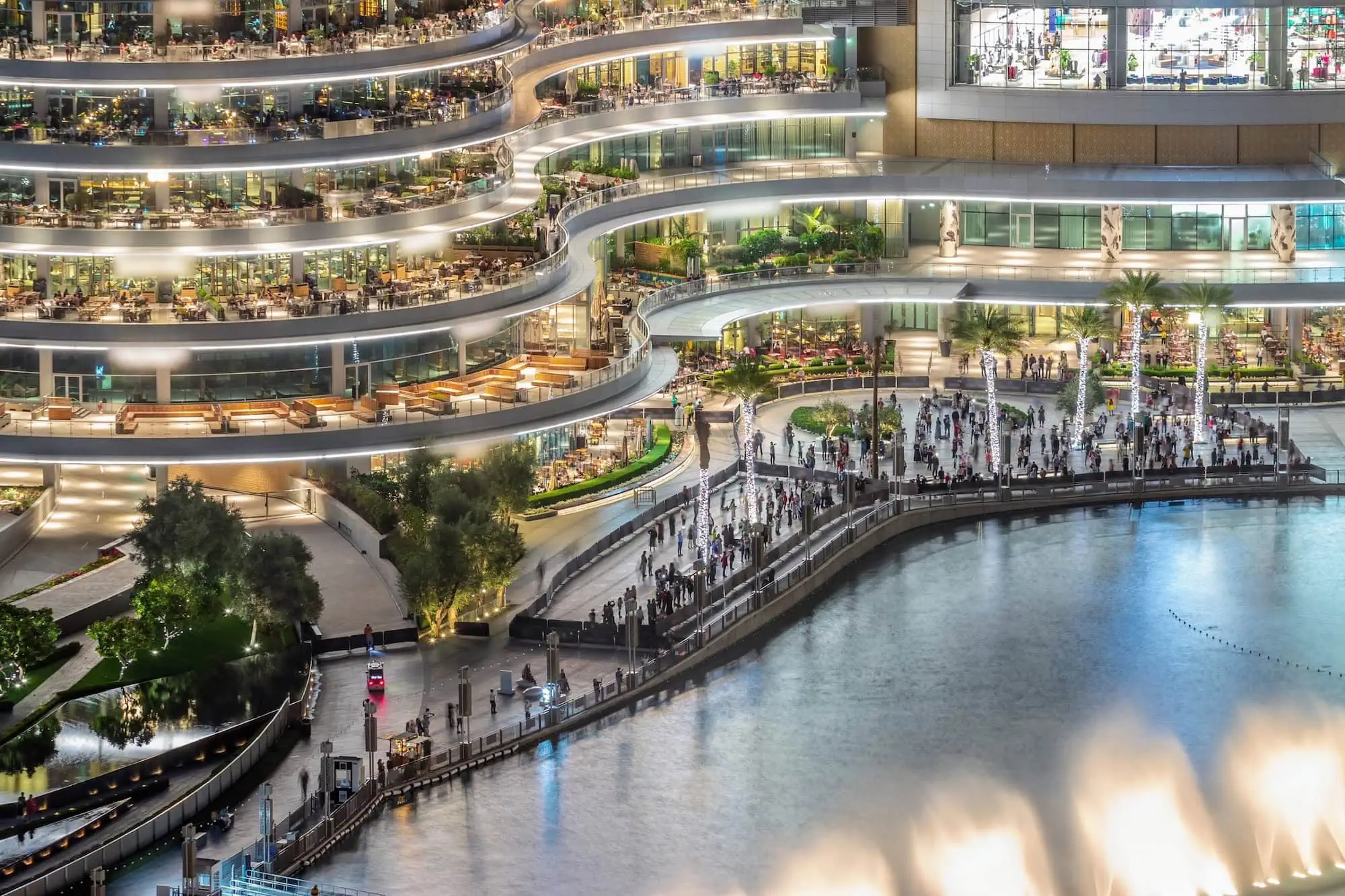 Dubai Mall – The World’s Most Visited Attraction