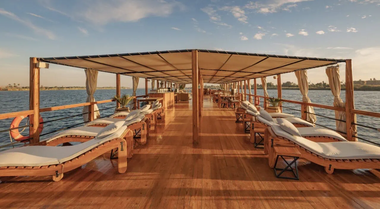 Sun deck on Nuut or Nuun Dahabiya