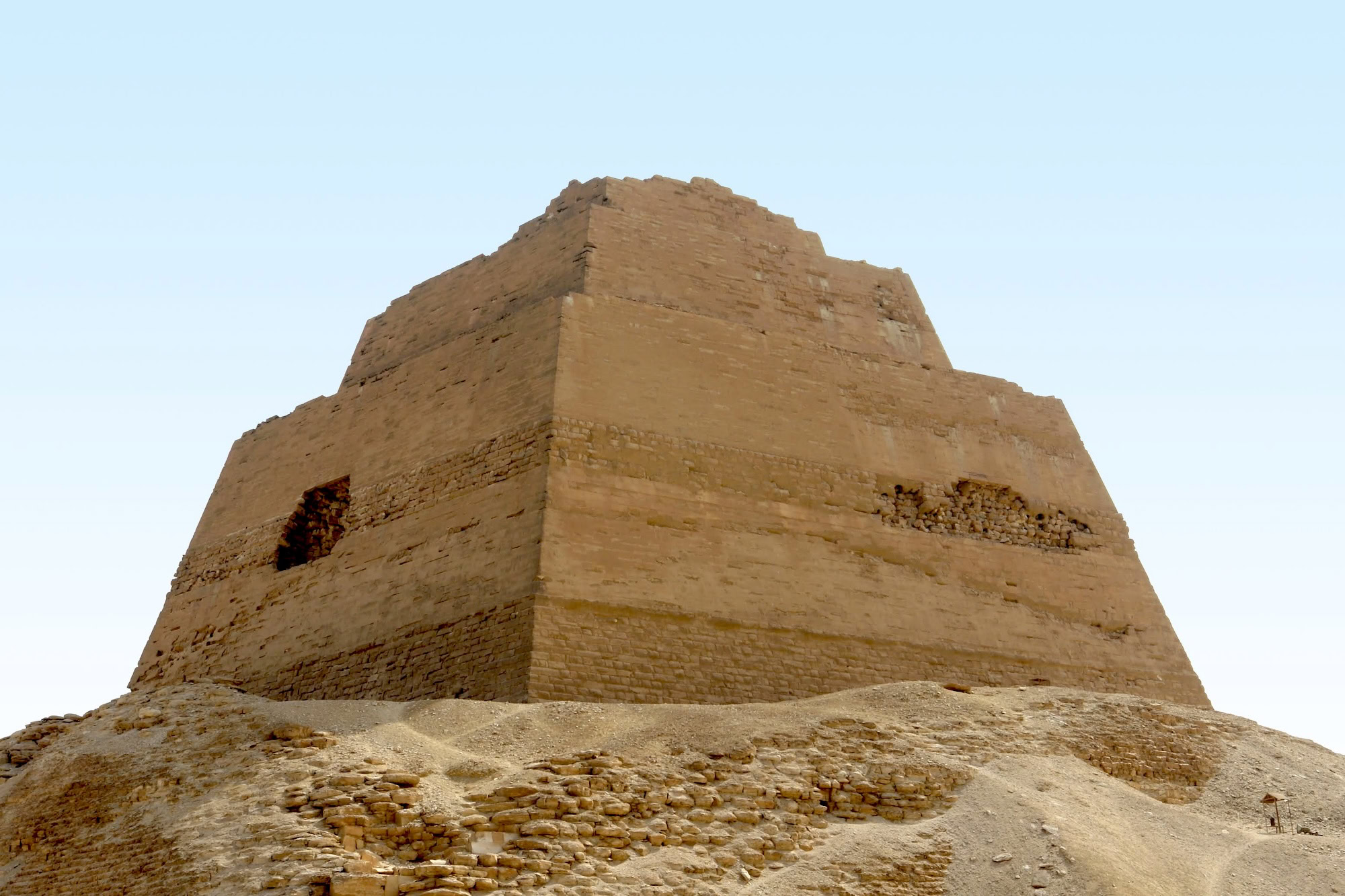 the meidum pyramide in Egypt