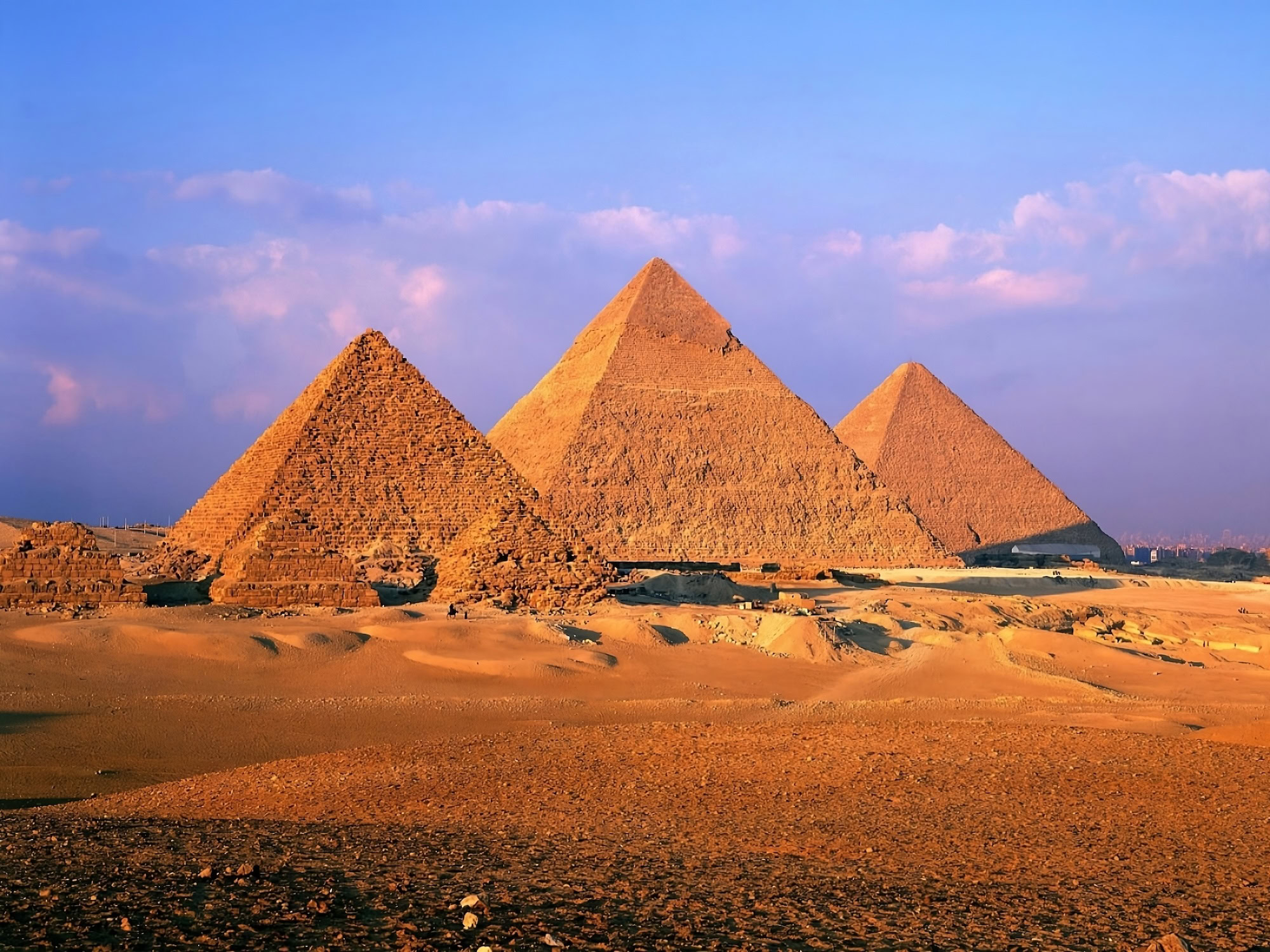 A breathtaking view of the Egyptian Pyramids of Giza