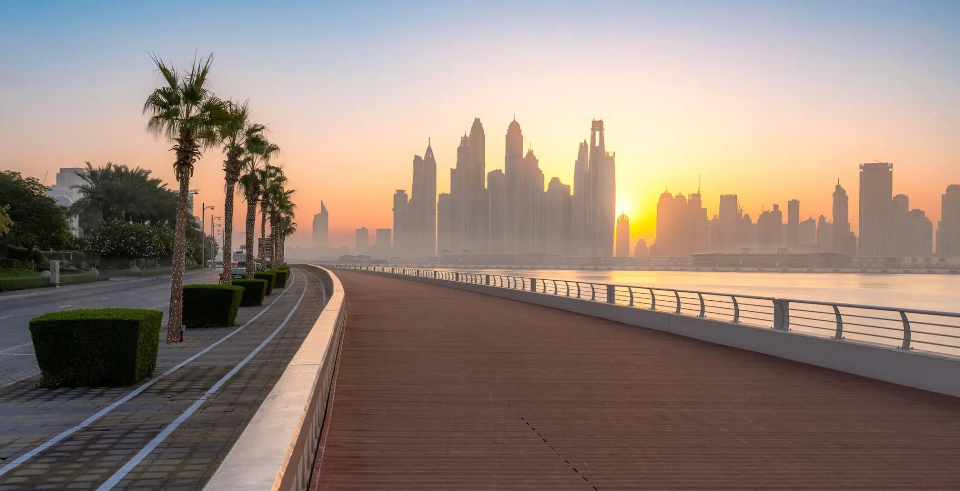 Boardwalk in the morning of Dubai Palm at sunrise 1905x976 crop 52 44