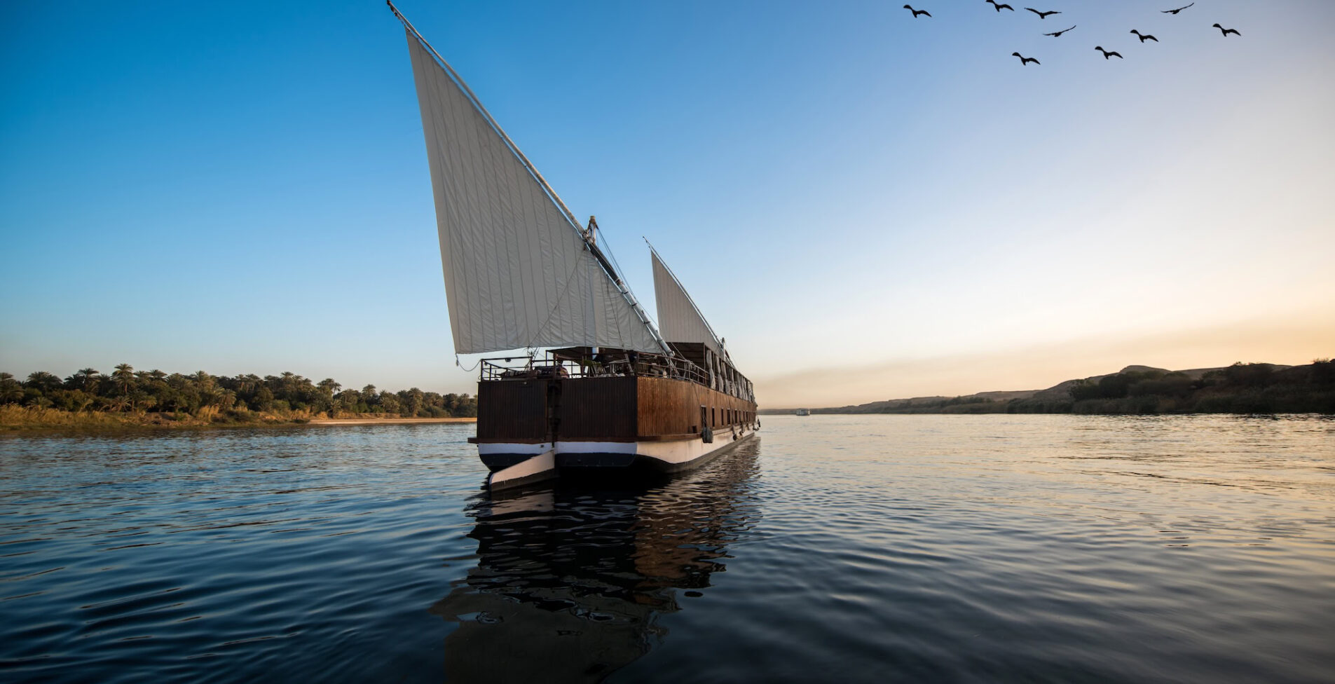 Dahabiya on the nile nile river going to aswan 1905x976 crop 51 52