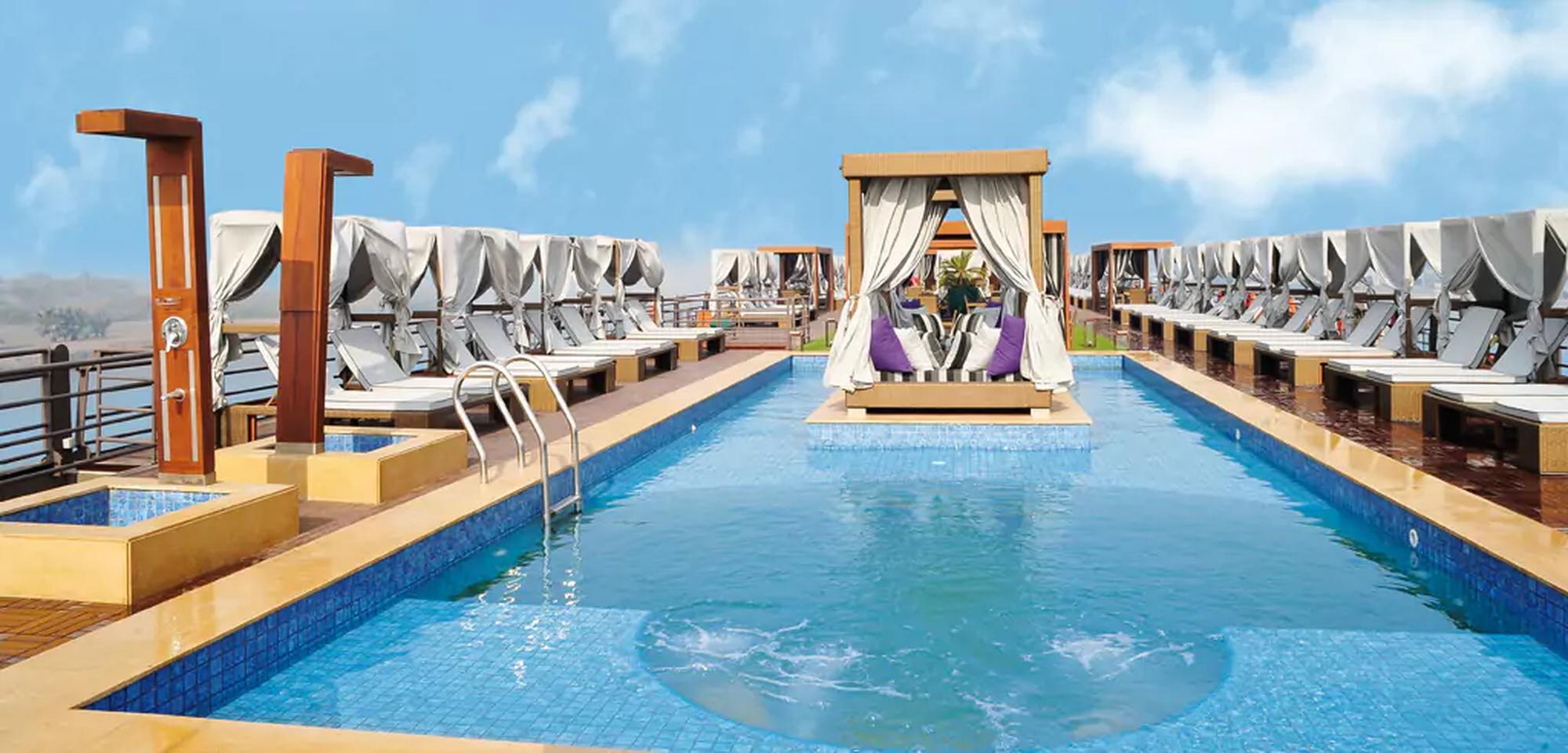 Esplanade Nile Cruise pool area