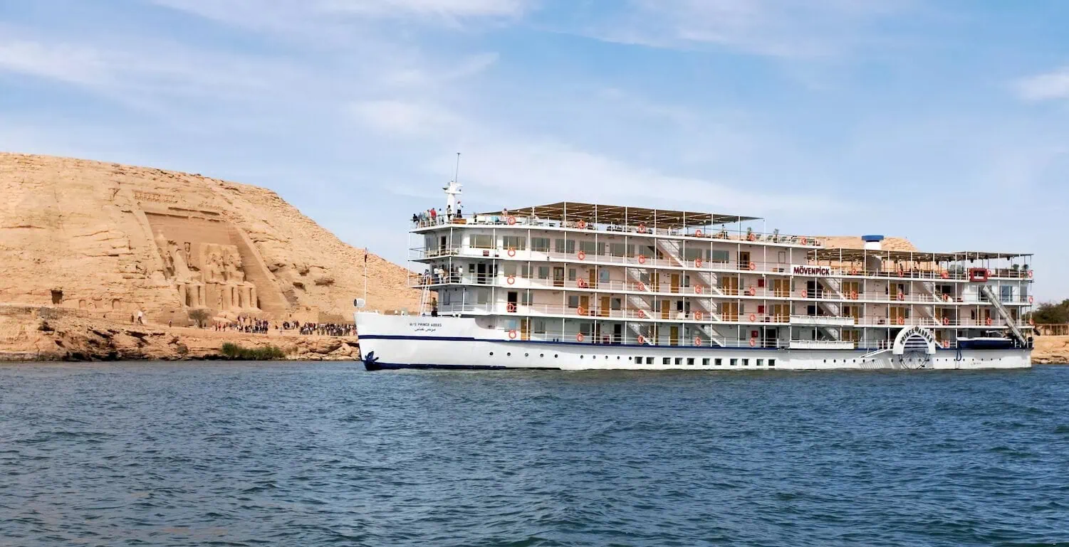 Movenpick Prince Abbas kopi 1501x769 crop 54 51