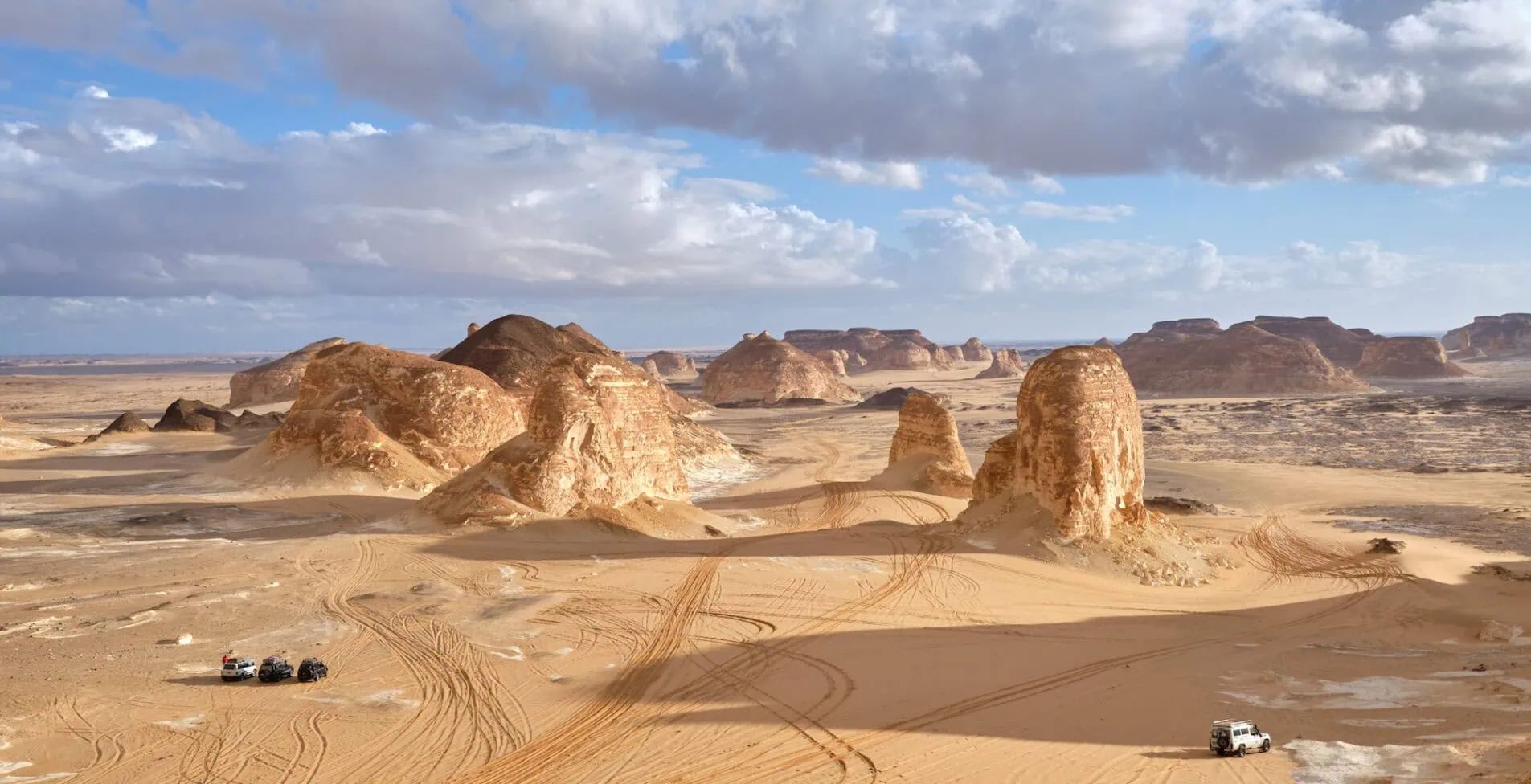 White Desert Protected Area is a national park in Egypt is located in the Farafra 1905x976 crop 55 39
