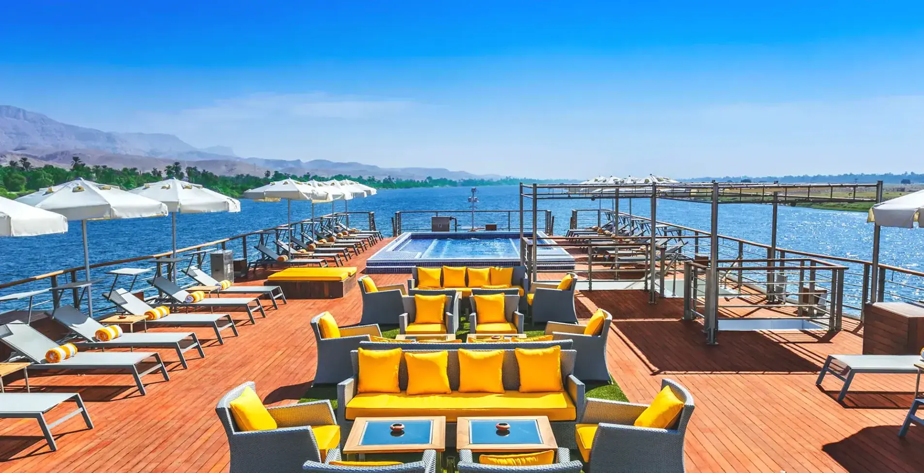 Oberoi Philae Pool and sundeck