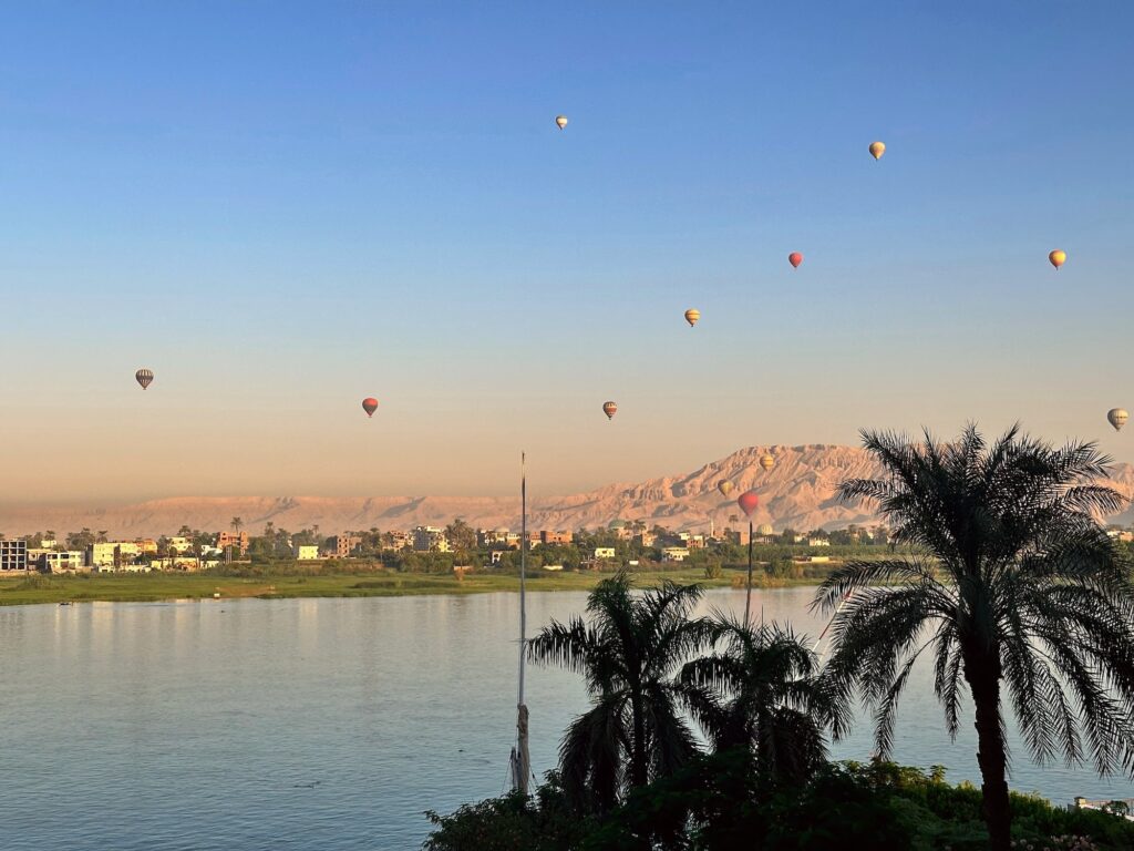 Morning view from Steigenberger Luxor with hot air balloons