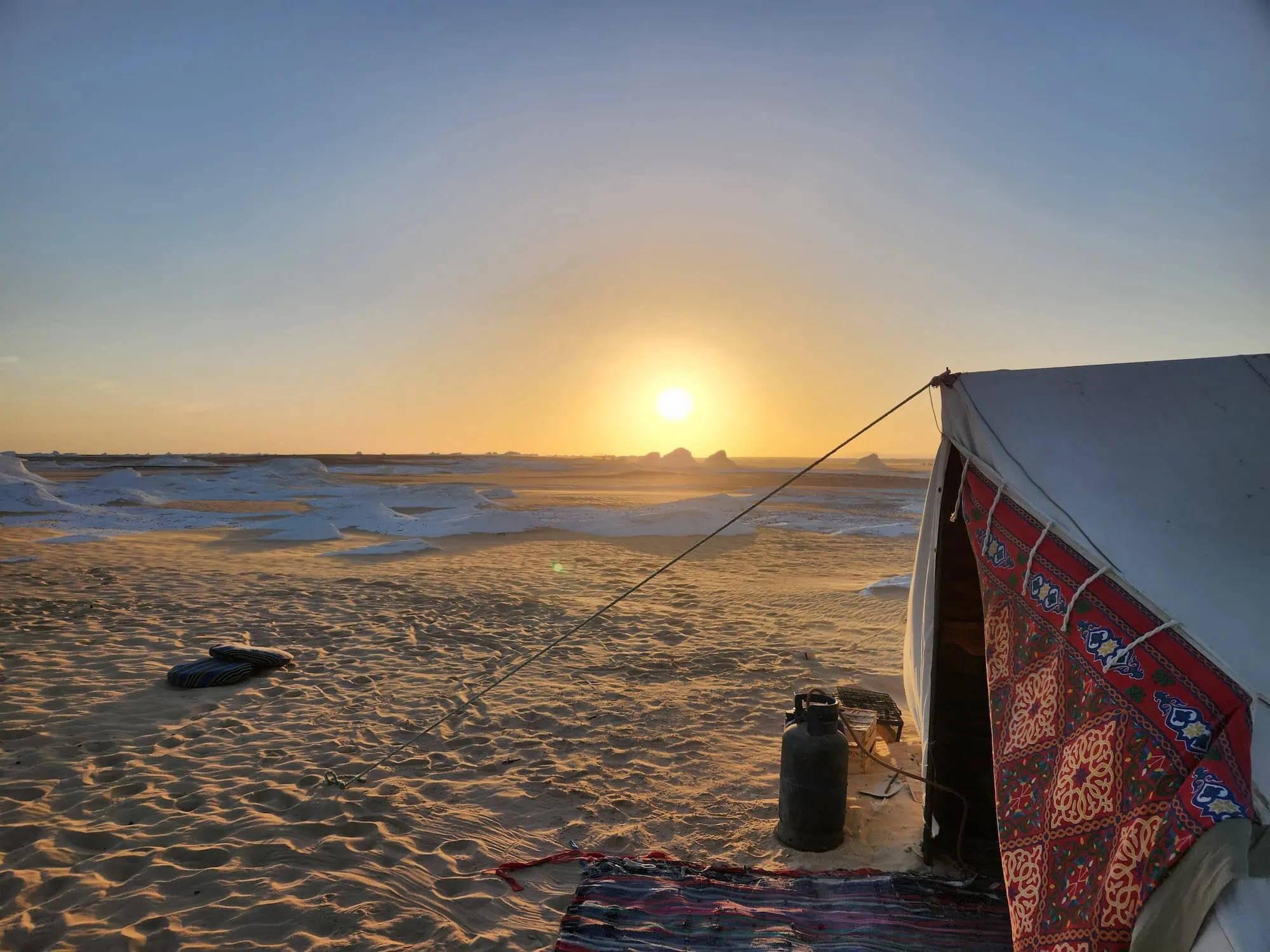 Camping in the White Desert, Egypt – Safe & Unforgettable