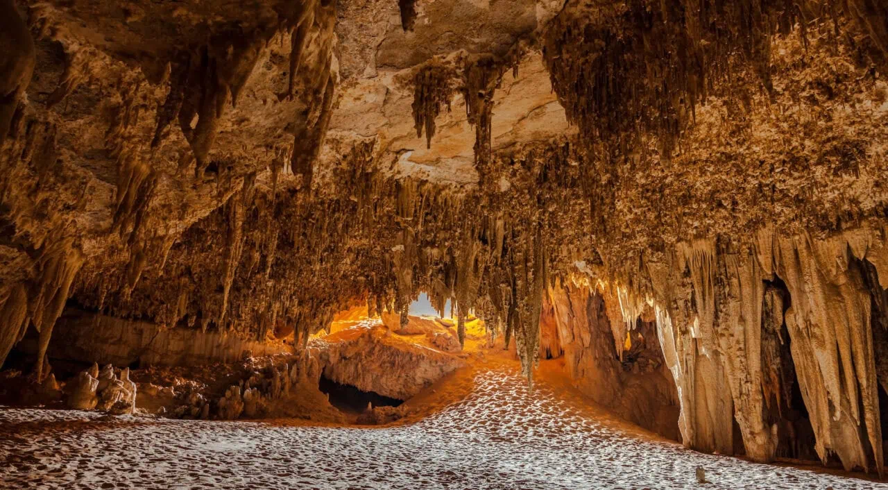Djara Cave - Gara Cave, western desert
